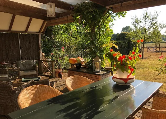 Het Buitengebied * Empe